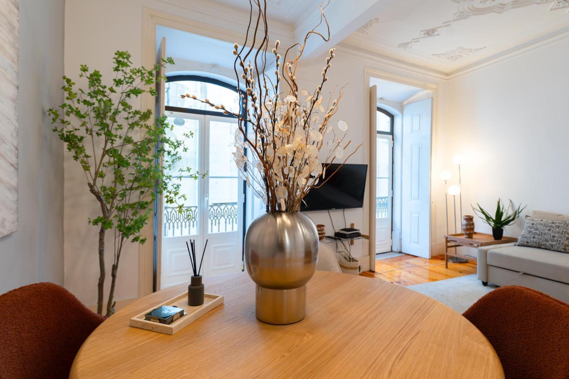 Beautiful Apartment In Bairro Alto - Quite Lisboa Eksteriør bilde