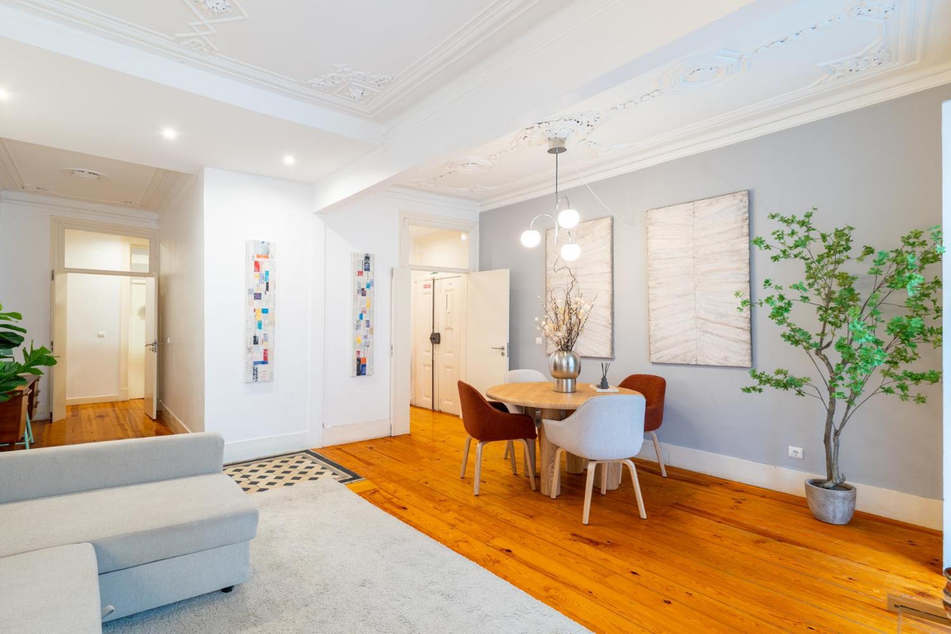 Beautiful Apartment In Bairro Alto - Quite Lisboa Eksteriør bilde